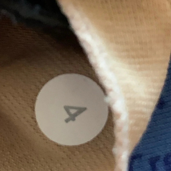 Lululemon Power Y Tank Top, blue padded size 4 - Picture 4 of 13